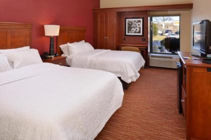 Hampton Inn Columbus-East - image 10