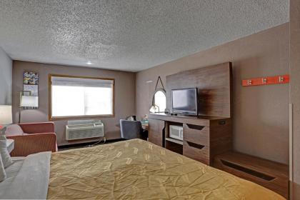 Quality Inn Pierre-Fort Pierre - image 10