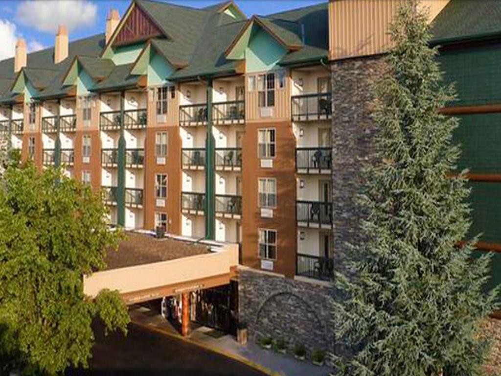 Grand Smokies Resort Lodge Pigeon Forge - main image