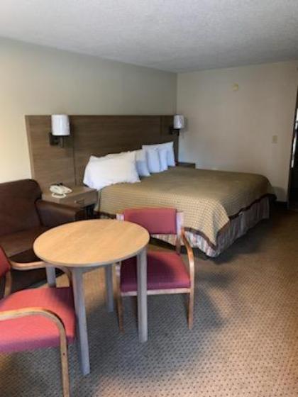 Riverside Motor Lodge - Pigeon Forge - image 10