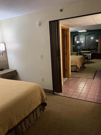 Riverside Motor Lodge - Pigeon Forge - image 14