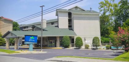 Twin Mountain Inn & Suites - image 2