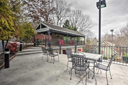 Ideally Located Home with Hot Tub in Pigeon Forge! - image 4