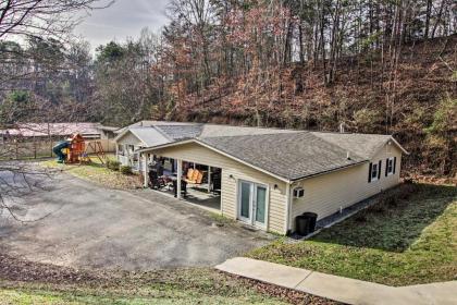 Pigeon Forge Cabin by Dollywood with Private Pool! - image 17