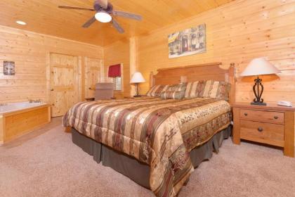 Whispering Creek #302 by Aunt Bug's Cabin Rentals - image 4