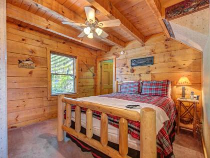 Huckleberry Ridge 2 Bedrooms Hot Tub Pool Table Pet Friendly Sleeps 8 - image 9