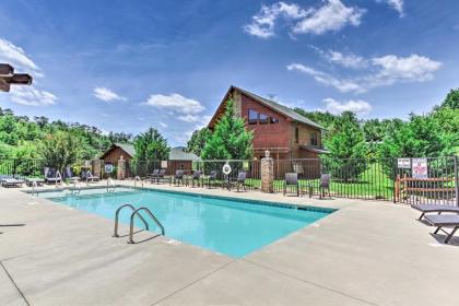 Modern Cabin with Hot Tub Explore Pigeon Forge - image 4