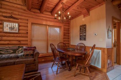 NEW! Bogey Bear Accomodations in Pigeon Forge Resort! - image 4