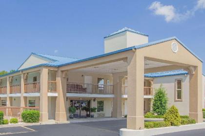 Days Inn & Suites by Wyndham Pine Bluff - image 10