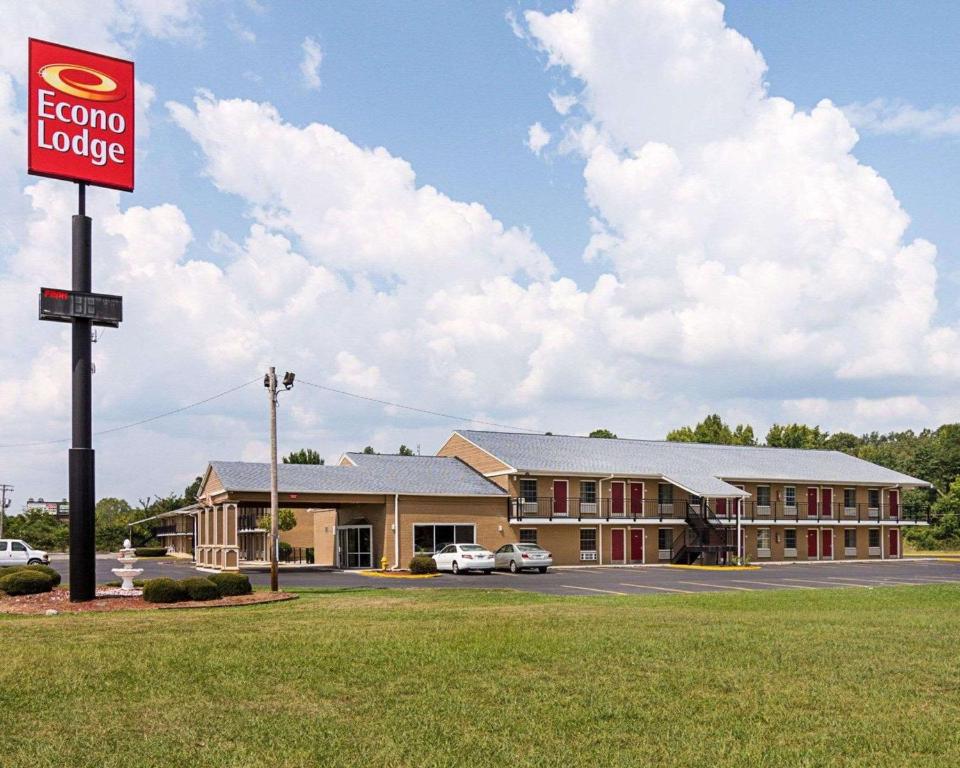 Econo Lodge Pine Bluff - main image