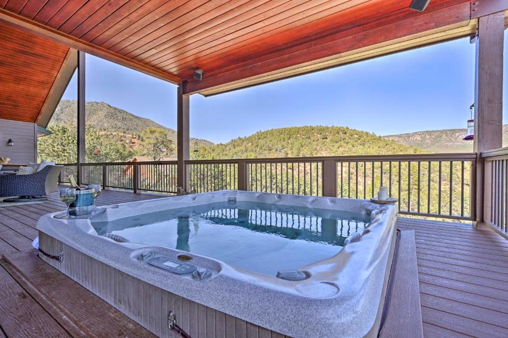 AZ Rim Retreat in Pine with Deck Hot Tub and Views! - image 3