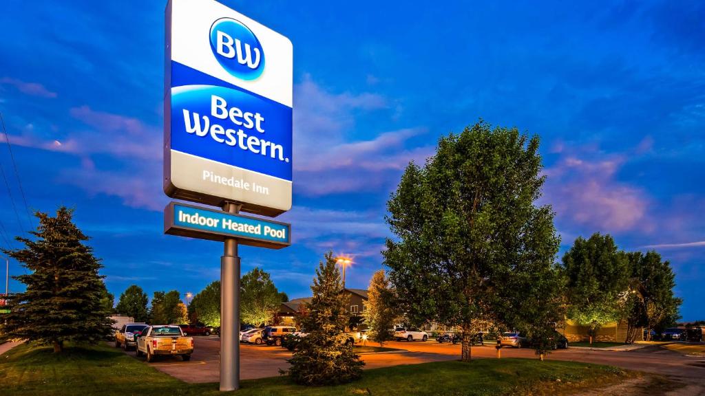 Best Western Pinedale Inn - main image