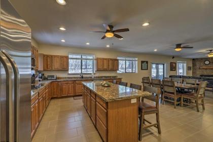 Spacious Pinetop-Lakeside Home with Hot Tub on 1 Acre - image 3