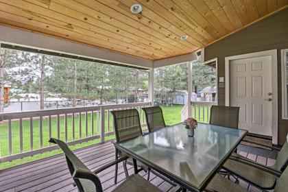 Lakeside Home with Game Room Yard Deck and Fireplace Arizona