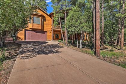 Lakeside Cabin with Decks and Amazing Elder Lake Views - image 4