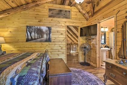 Redwood Cabin and Casita 2 Acres Fire Pit Hot Tub - image 14