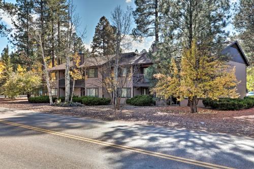 Pinetop Condo with Deck and Grill 30 Mi to Sunrise Ski - image 4