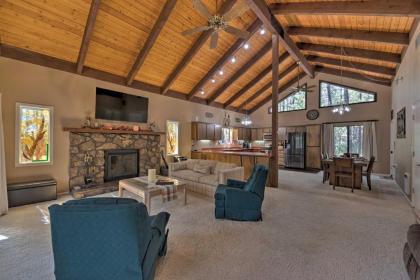 Pinetop Cabin with Deck Fire Pit Game Room and Views - image 2