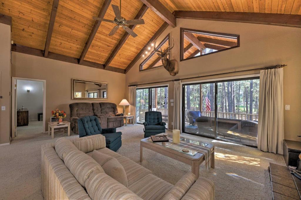 Pinetop Cabin with Deck Fire Pit Game Room and Views - image 3