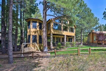 Lavish Pinetop Paradise with Central Location! - image 4