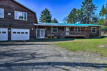 Cozy Pittsburg Home on Perry Stream with Trail Access - image 10