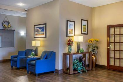 Comfort Inn & Suites Pittsburg - image 3