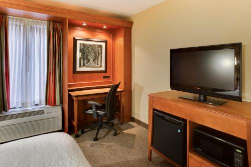 Hampton Inn Pittsburgh Greentree - image 5