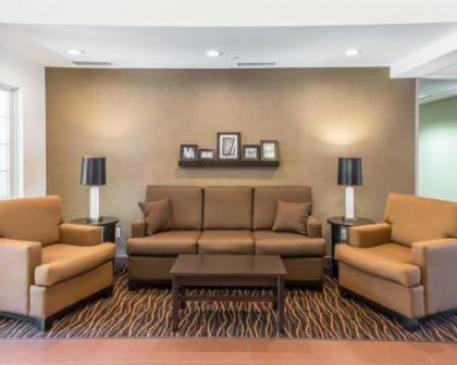 MainStay Suites Pittsburgh Airport - image 4