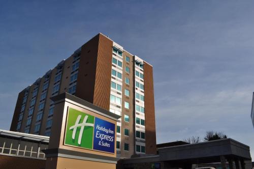 Holiday Inn Express Pittsburgh West - Greentree an IHG Hotel - main image