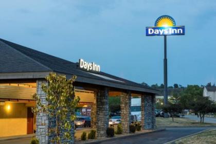 Days Inn by Wyndham Pittsburgh Harmarville Pittsburgh Pennsylvania