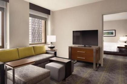 Embassy Suites Pittsburgh-Downtown - image 2