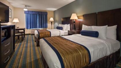 Best Western Plus Berkshire Hills Inn & Suites - image 3