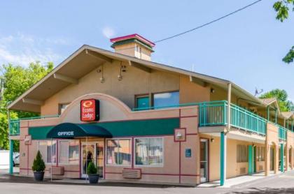 Econo Lodge Pittsfield - image 1