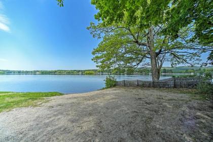 Lakeside Berkshires Home Near Hiking and Skiing - image 14