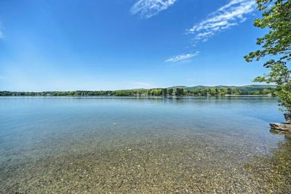 Lakeside Berkshires Home Near Hiking and Skiing - image 15