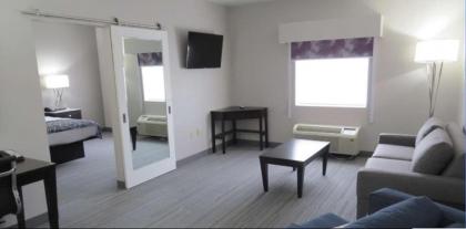 Best Western Plus Wilkes Barre-Scranton Airport Hotel - image 5