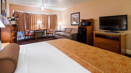 Best Western Plus Placerville Inn - image 13