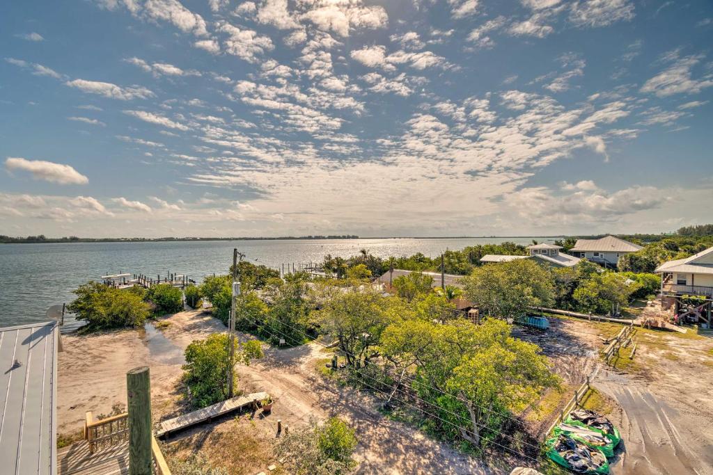 Little Gasparilla Island Home with Scenic Bay View! - image 4