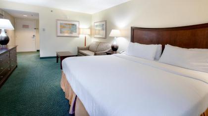 Holiday Inn Express Indianapolis Airport an IHG Hotel - image 12