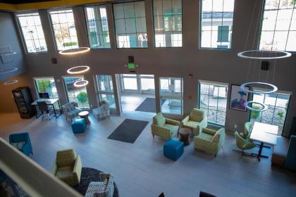 Clarion Pointe Indianapolis Airport - image 15