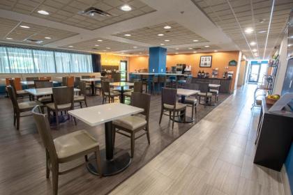 Wingate by Wyndham Indianapolis Airport Plainfield - image 8