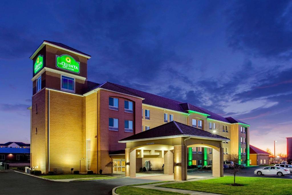 La Quinta by Wyndham Indianapolis Airport West - image 6