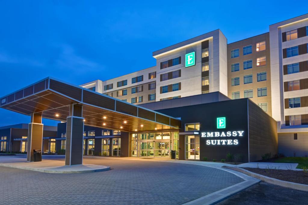 Embassy Suites By Hilton Plainfield Indianapolis Airport - main image