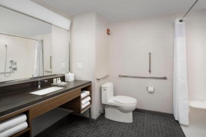 Courtyard by Marriott Indianapolis Plainfield - image 4