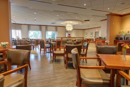 Holiday Inn Plainview-Long Island an IHG Hotel - image 11