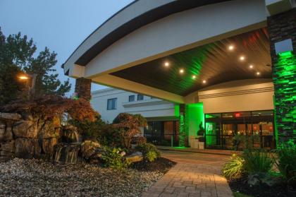 Holiday Inn Plainview-Long Island an IHG Hotel - image 18