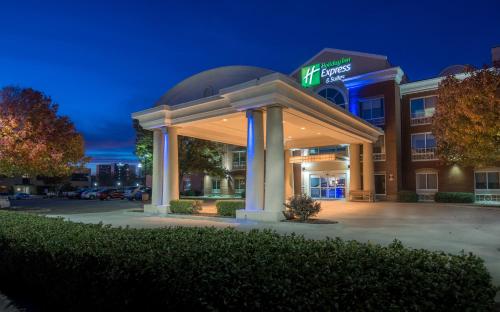 Holiday Inn Express Hotel & Suites Dallas-North Tollway/North Plano an IHG Hotel - main image