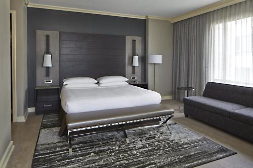 Dallas/Plano Marriott at Legacy Town Center - image 5