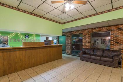 Travelodge by Wyndham Airport Platte City - image 3