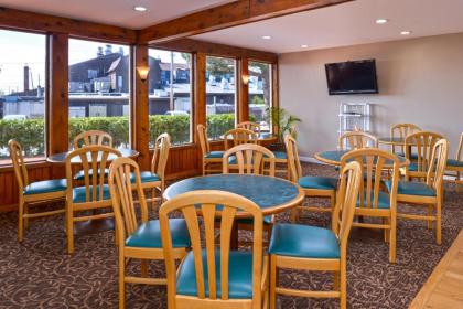 Americas Best Value Inn Plattsburgh - image 10